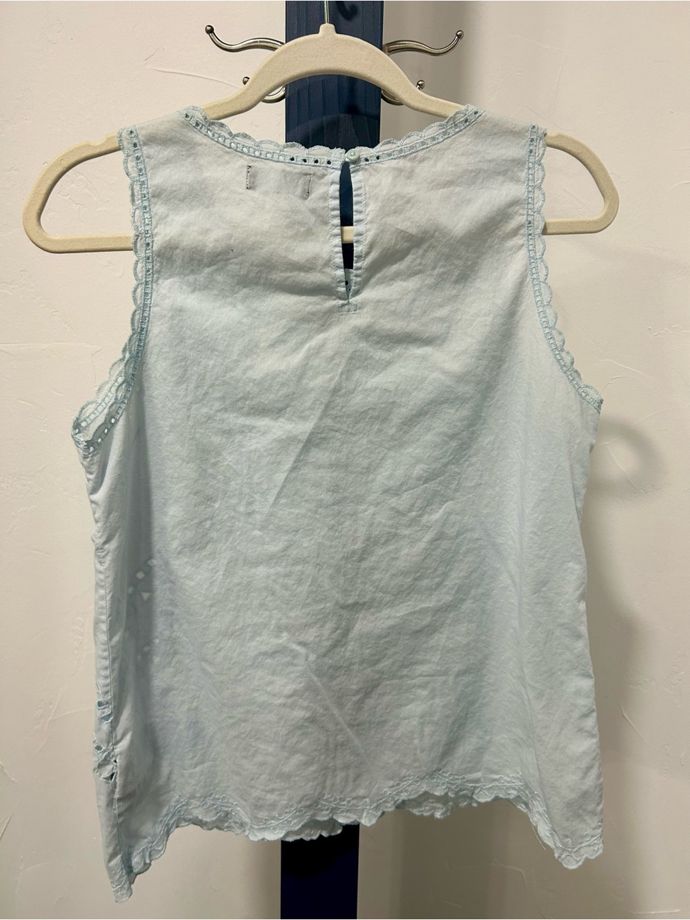 GAP Light Blue Embroidered Sleeveless Cotton Blouse - Picture 3 of 4